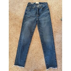 Universal Thread Mid Rise Slim Jeans‎ Frayed Hem Denim Blue Women's Size 8L
